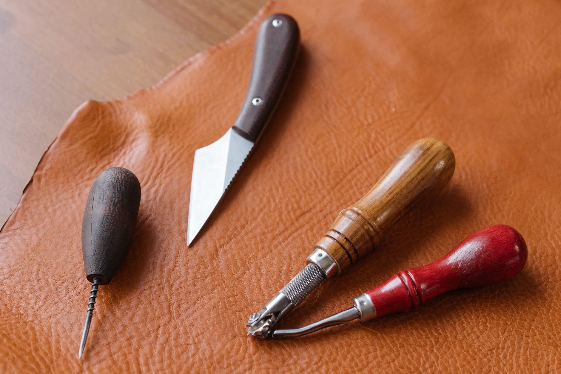 Outils de maroquinier